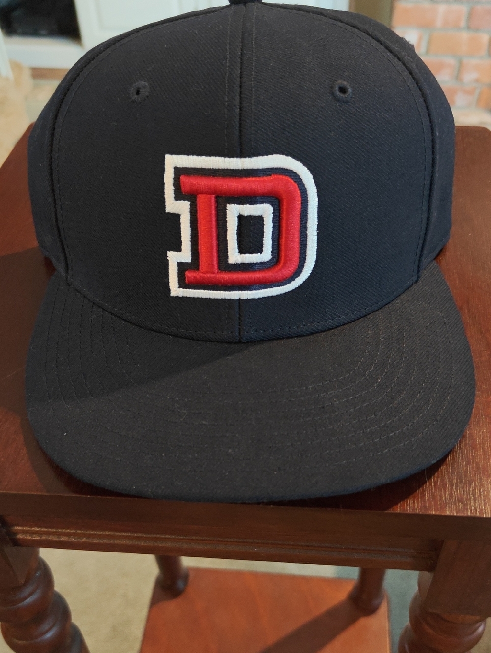 Richardson Men'sBaseball Cap with Red & White Embroidered 'D'